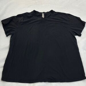 lululemon athletica Classic Black Short Sleeve Tee